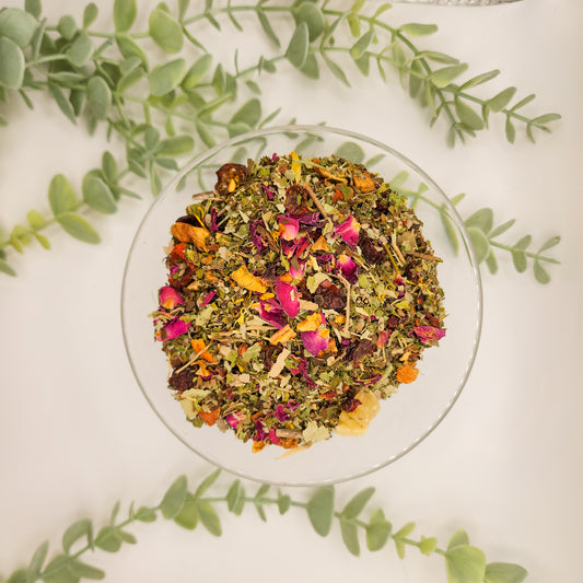 Mélange Jardin d'Éden en vrac – feuilles de mûre menthe pomme ananas cynorrhodon pétales de rose fleurs de souci – Le Lab'oh des Thés