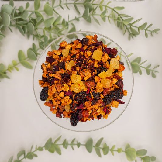 Tisane Cerise en Fête - mélange fruité avec morceaux de cerise pomme raisin ananas et fleurs de carthame