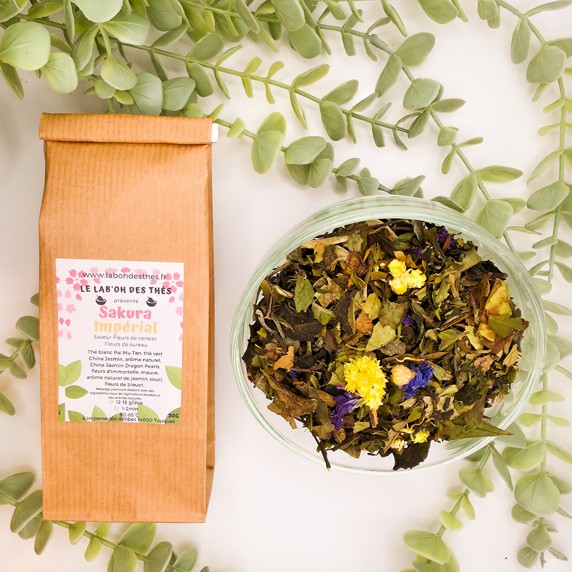 Sakura Impérial thé blanc en sachet et vrac – Pai Mu Tan jasmin fleurs de cerisier – Le Lab'oh des Thés