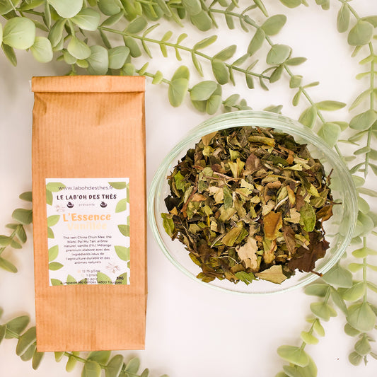 L'Essence Vanillée en vrac – thé blanc Pai Mu Tan thé vert Chun Mee vanille – sachet 30g et 90g – Le Lab'oh des Thés