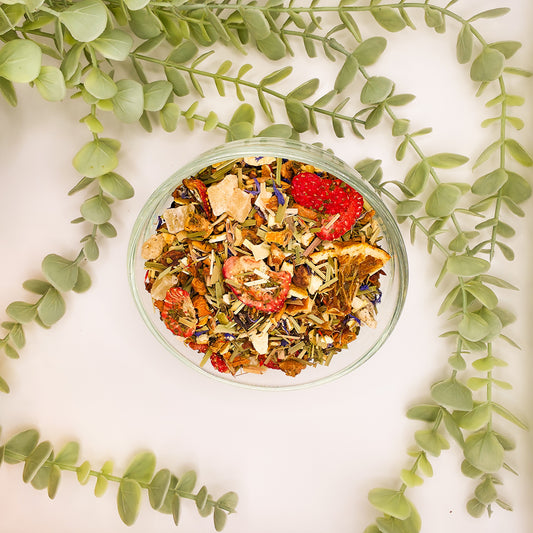 Tisane des Lutins en vrac – mélange fraise orange ananas citronnelle cynorrhodon fleurs – Le Lab'oh des Thés