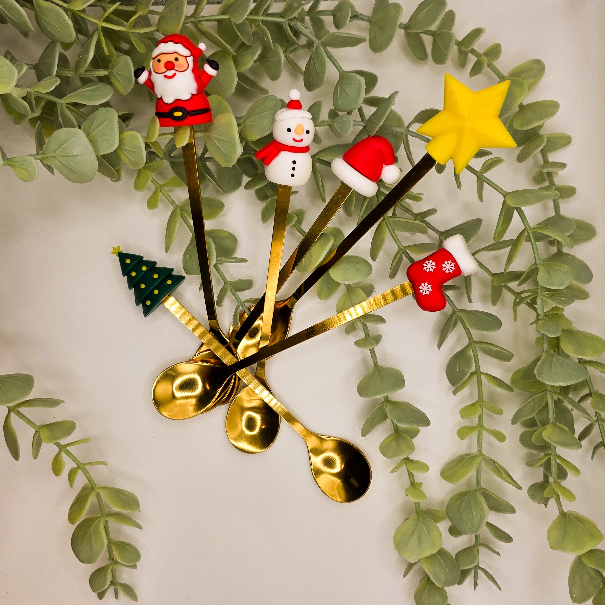 Cuillères à Thé de Noël  L’Esprit des Fêtes dans Votre Tasse ! 