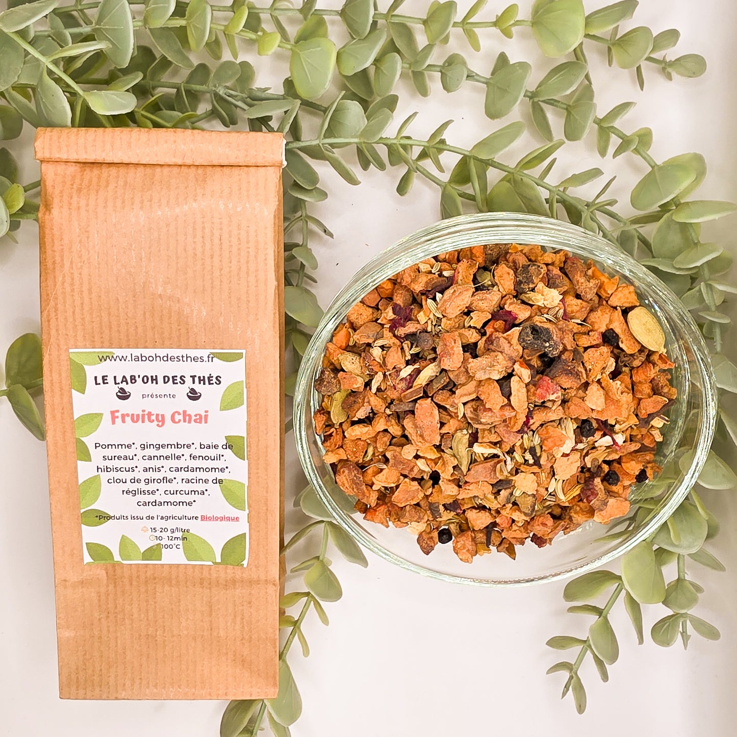 Tisane Fruity Chaï en sachet et vrac – pomme gingembre cannelle hibiscus épices sans théine – Le Lab'oh des Thés