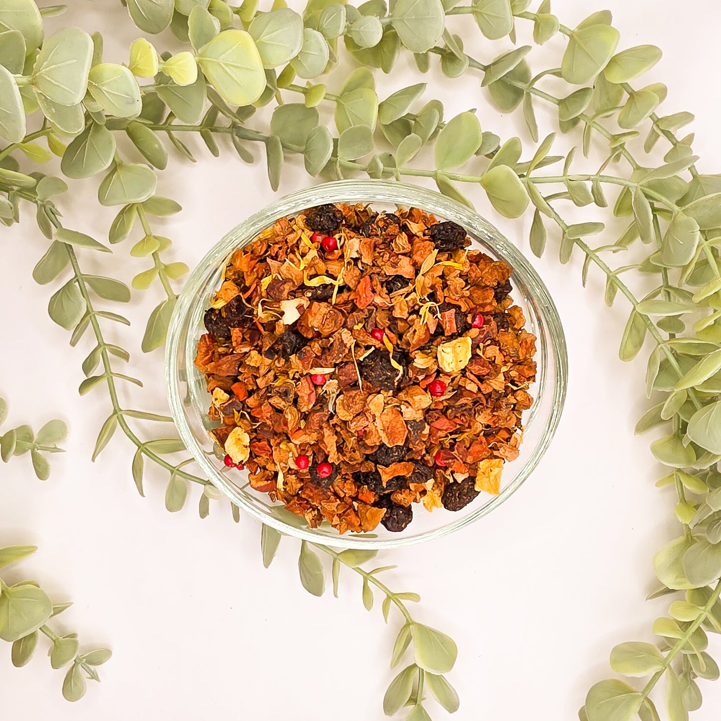 Verger des Péchés infusion en vrac – mélange pomme rooibos raisin carotte pêche fleurs de souci poivre rose – Le Lab'oh des Thés