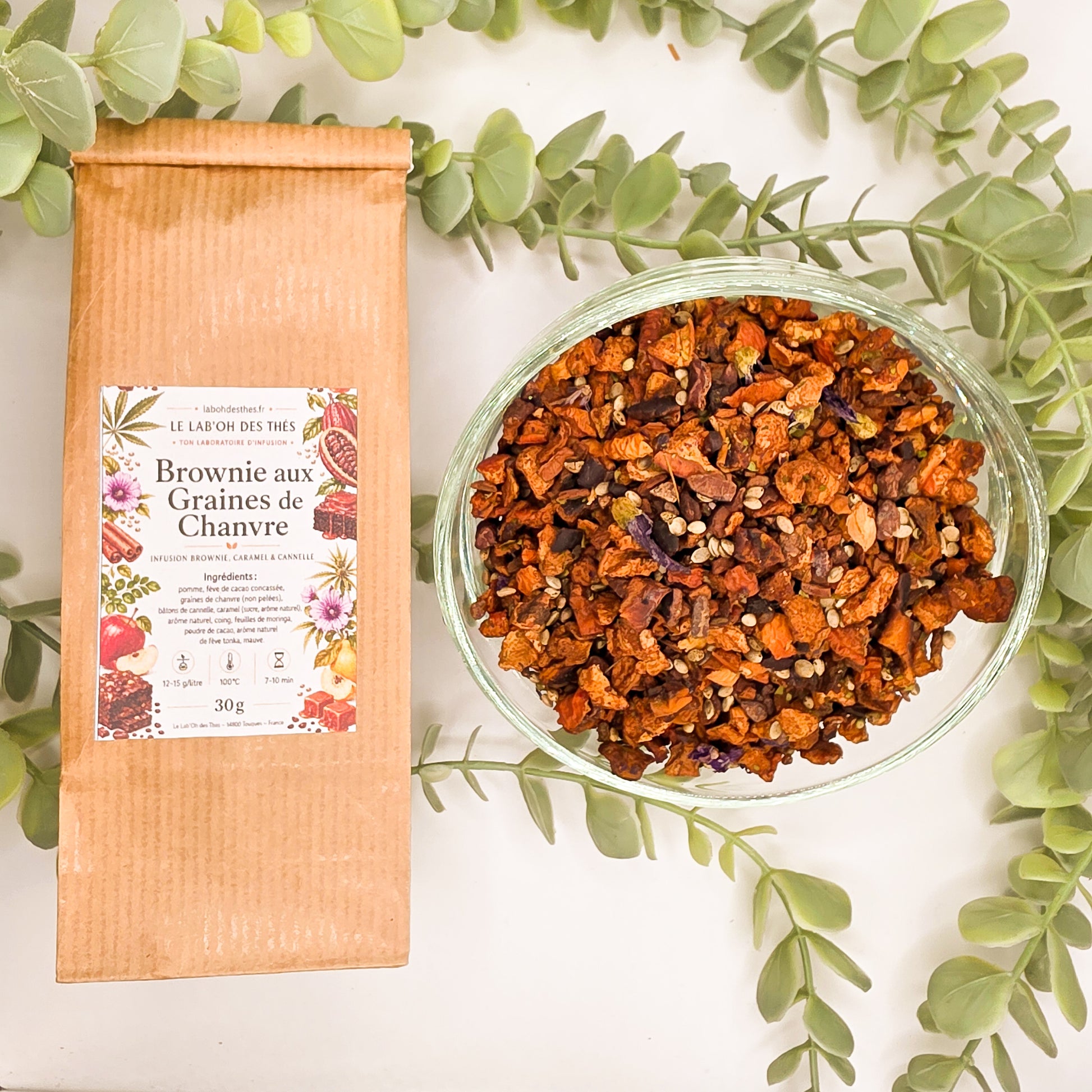 Brownie aux Graines de Chanvre infusion gourmande en sachet et vrac – cacao caramel cannelle fève tonka graines de chanvre sans caféine – Le Lab'oh des Thés