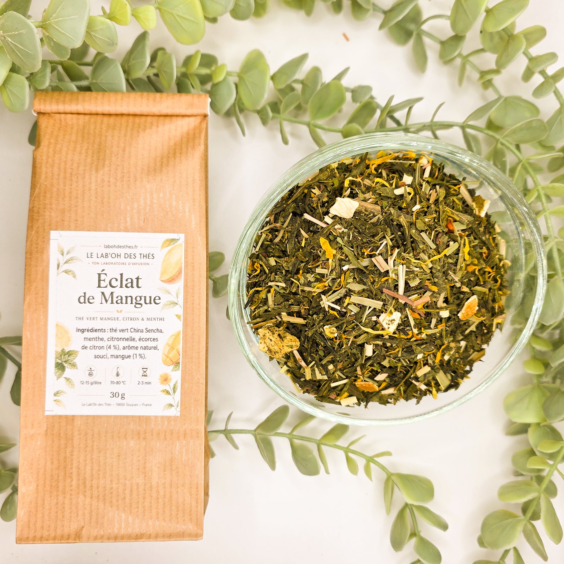Éclat de Mangue thé vert en sachet et vrac – mangue citron citronnelle menthe China Sencha fleurs de souci – Le Lab'oh des Thés
