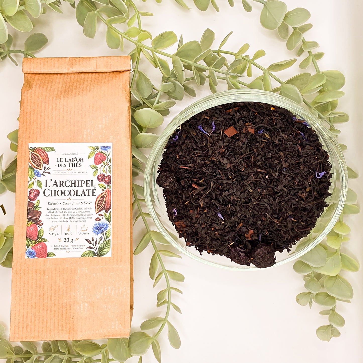 Thé Noir L’Archipel Chocolaté – Cerise, Fraise & Bleuet