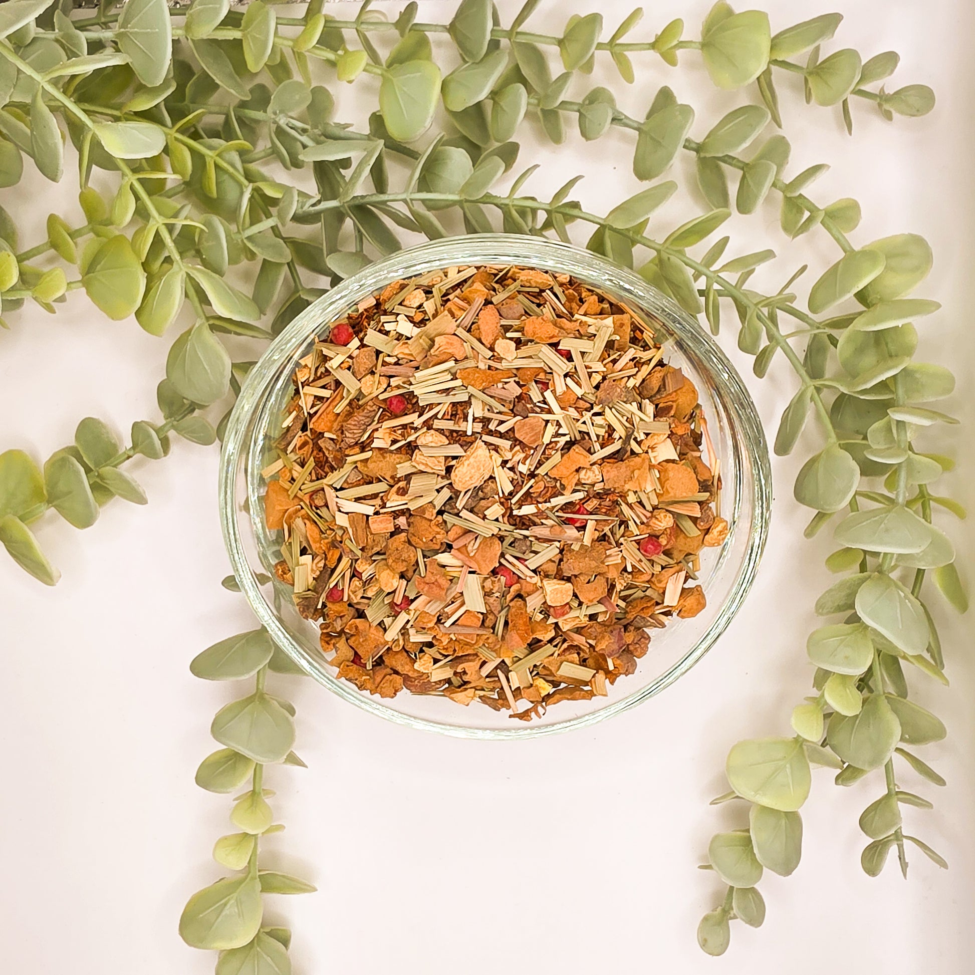 Infusion Spéciale Hommes en  vrac – pomme rooibos citronnelle gingembre cannelle écorces d'orange clou de girofle poivre noir chili – Le Lab'oh des Thés